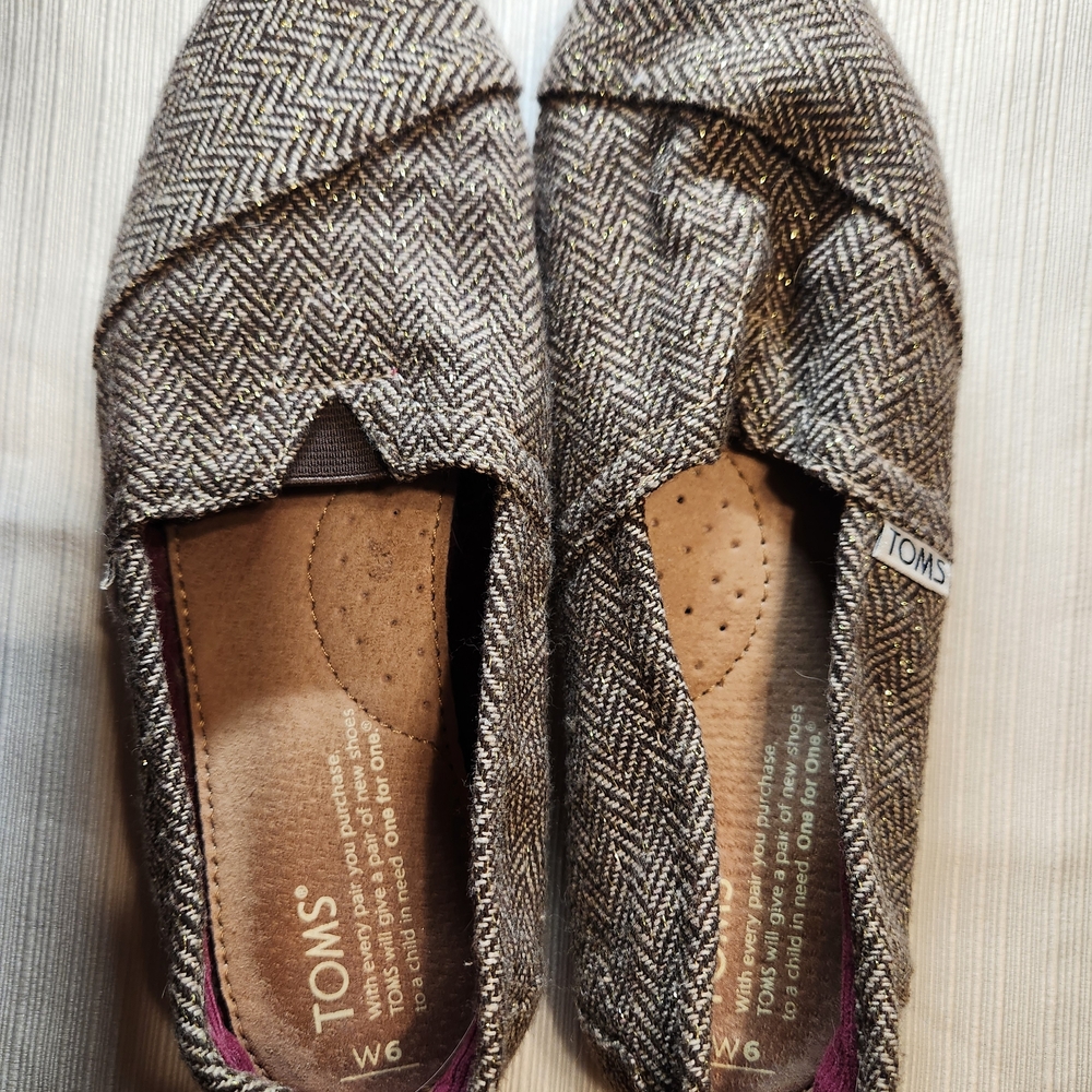 TOMS Women's Herringbone Flats - Brown and Tan